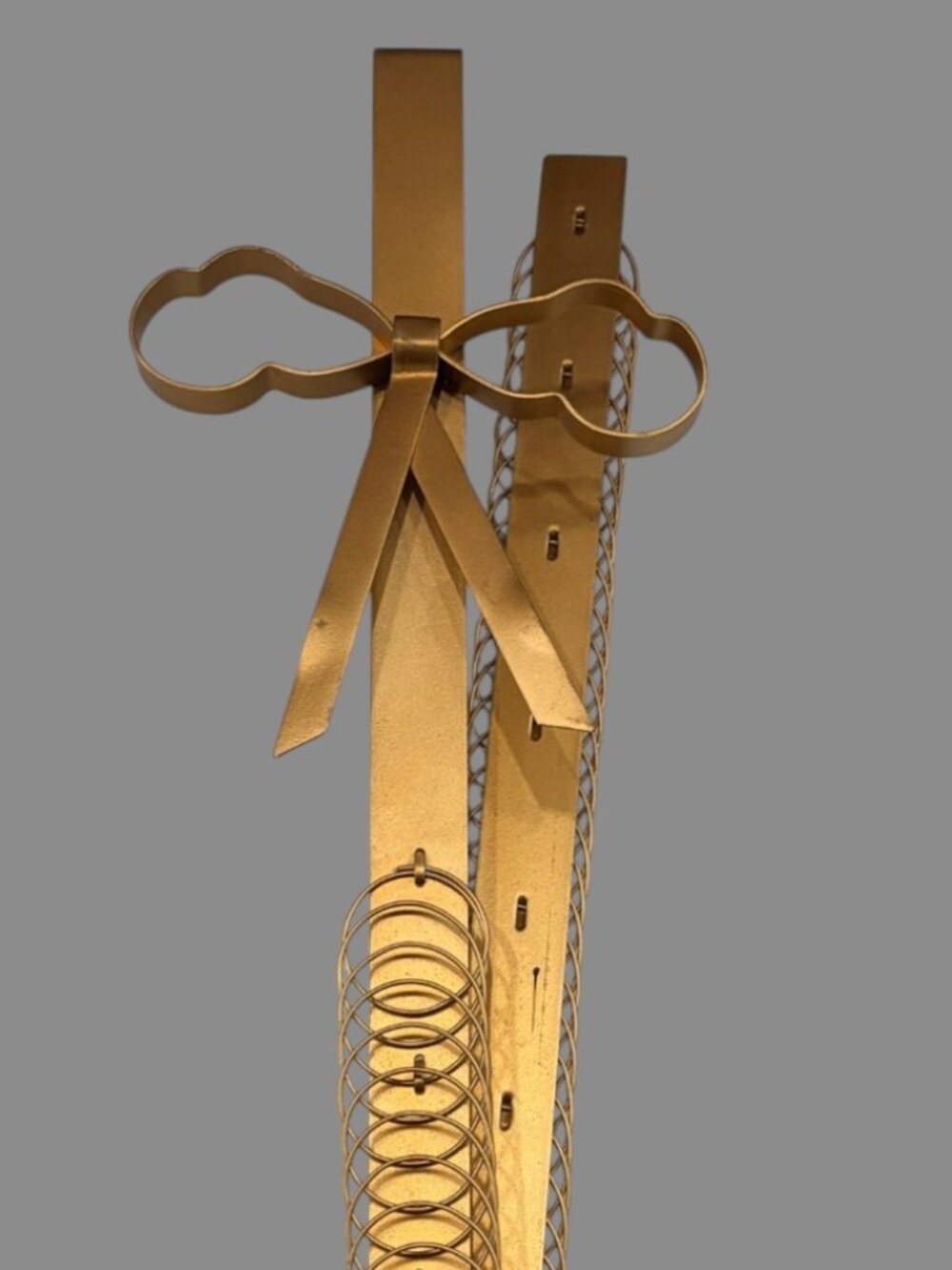 Vintage Gold Metal Bow Over Door Christmas Greeting Card Holder Folding 48"